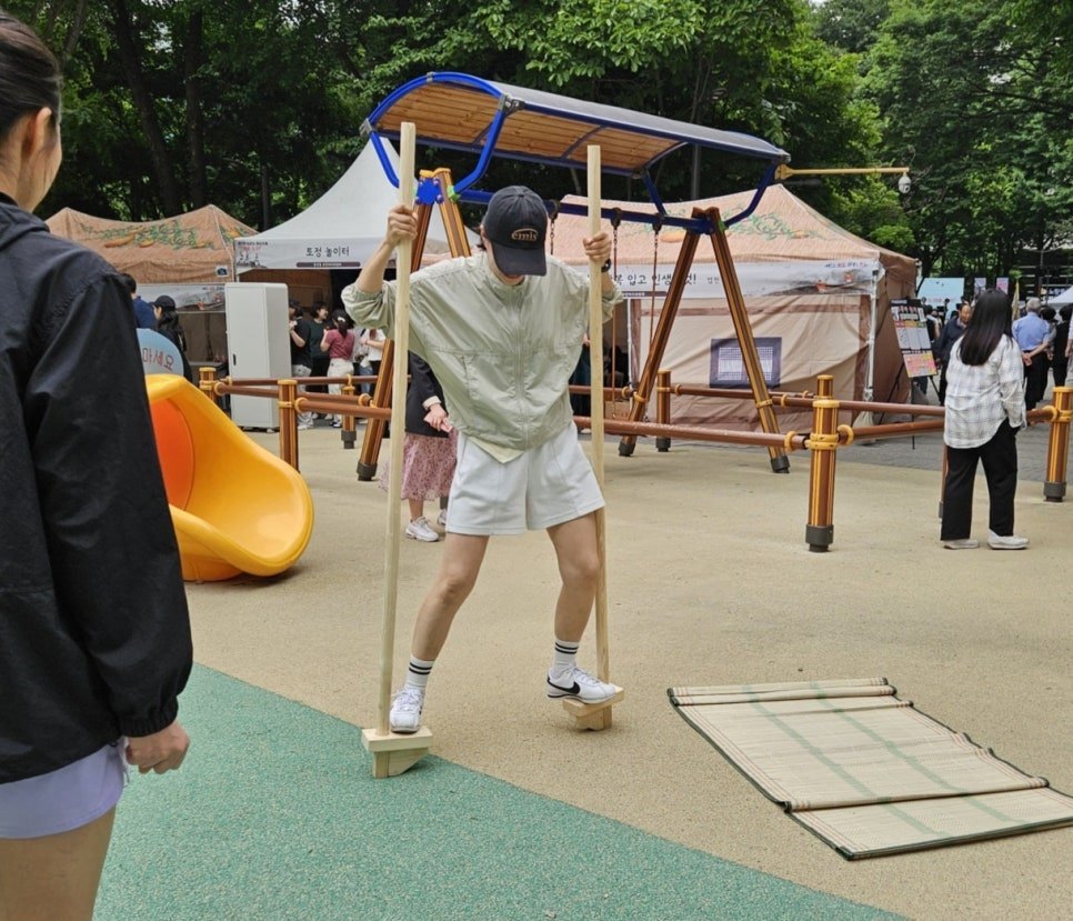 예조 전통놀이 투호 윷놀이 제기차기 굴렁쇠 실제 체험 행사